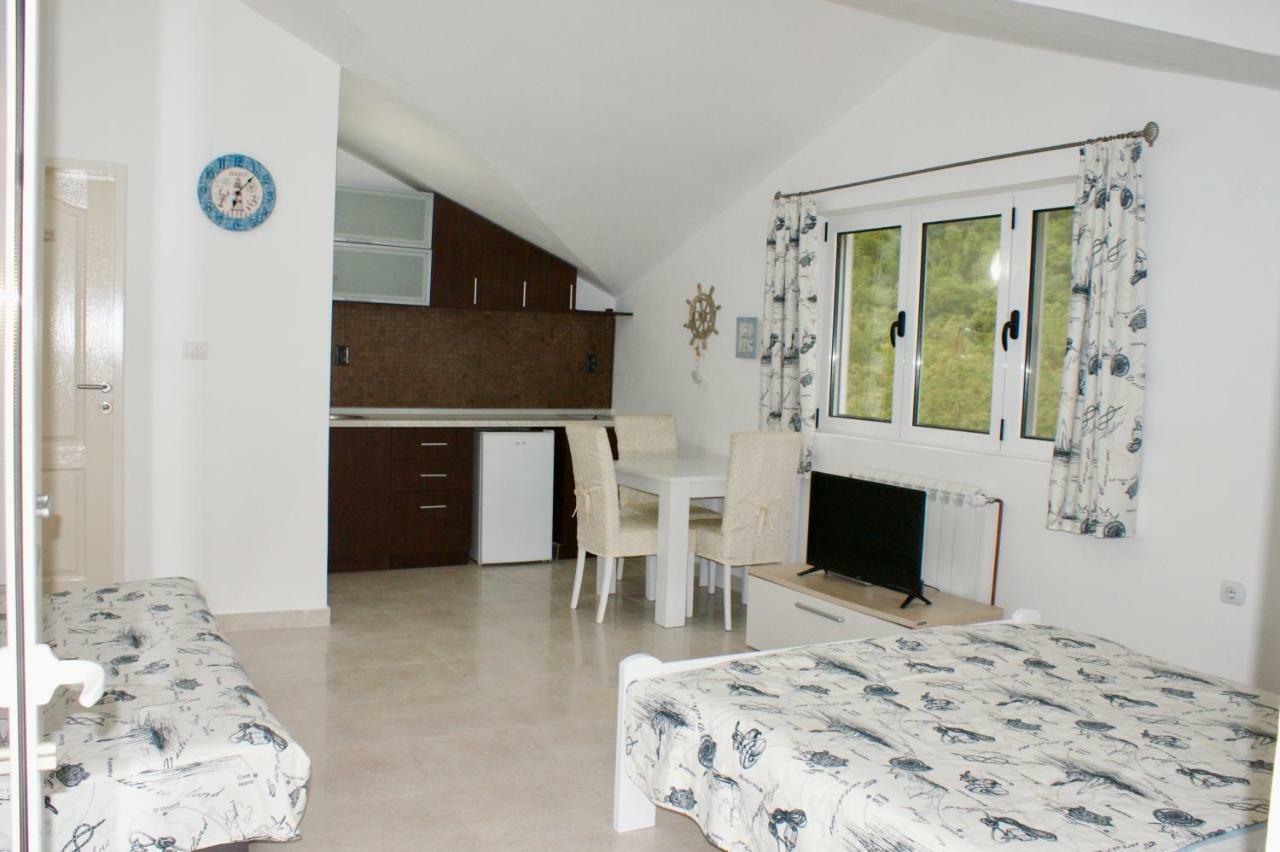 Studio Apartments Morinj Dış mekan fotoğraf